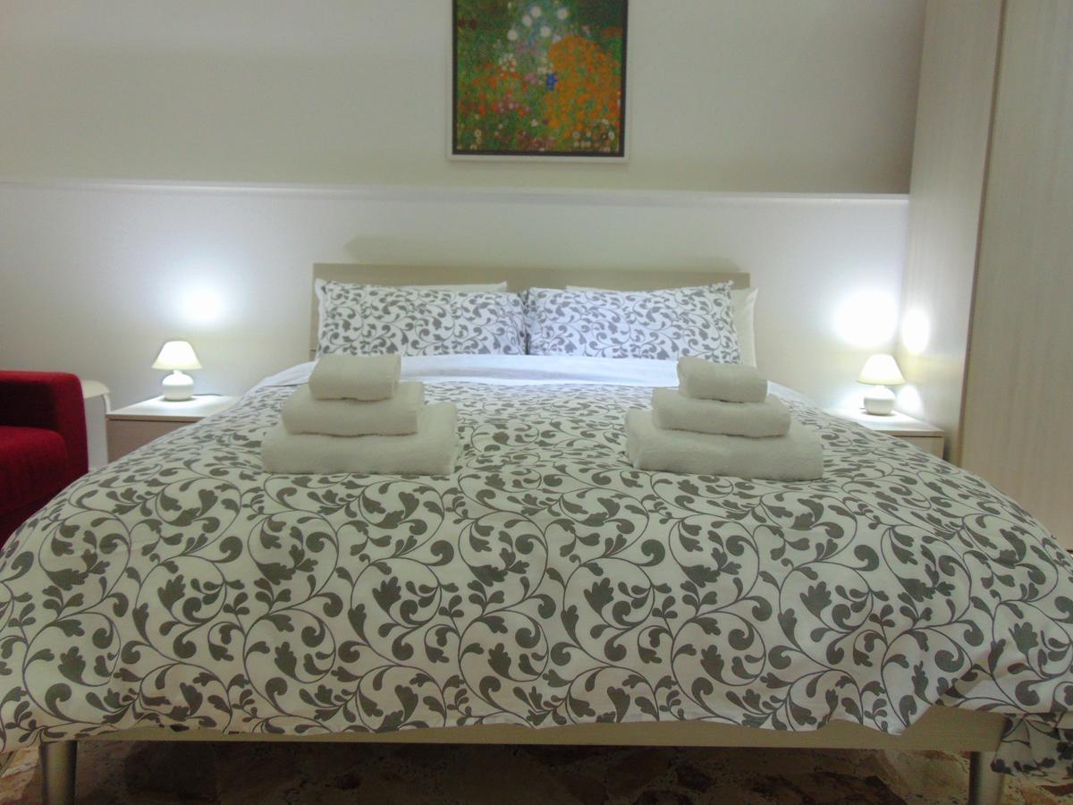 B&B A Casa Di Paola 레체 외부 사진