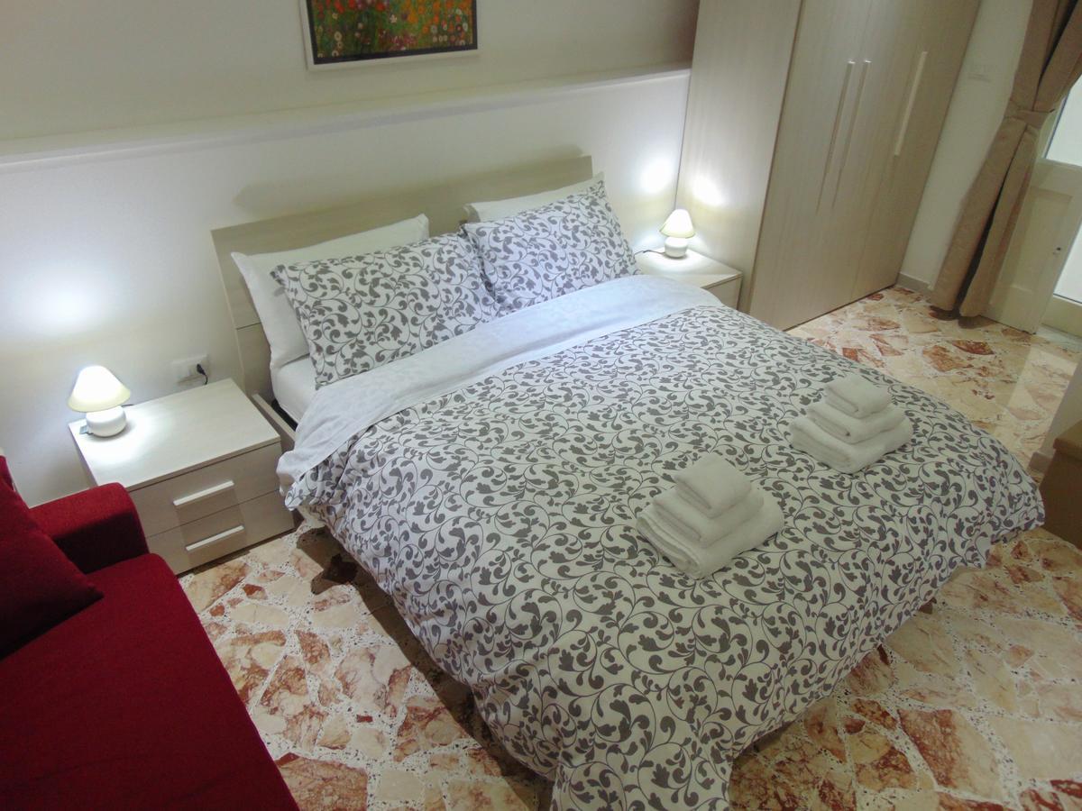 B&B A Casa Di Paola 레체 외부 사진