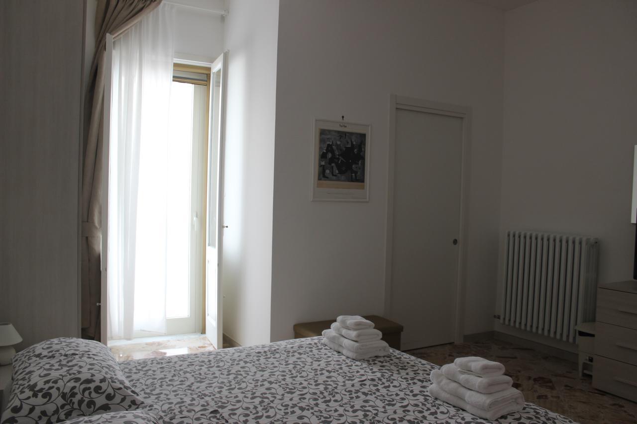B&B A Casa Di Paola 레체 외부 사진